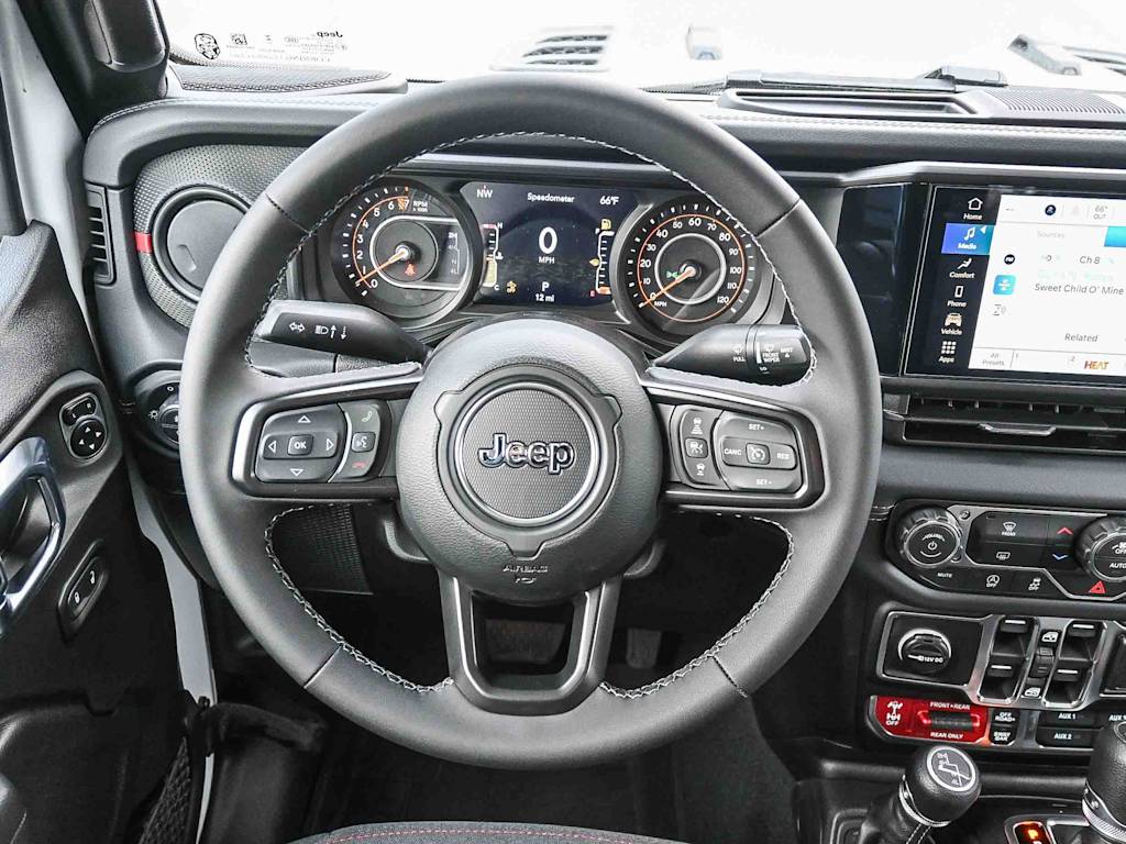 Thumbnail: 2026 Jeep Gladiator - 9