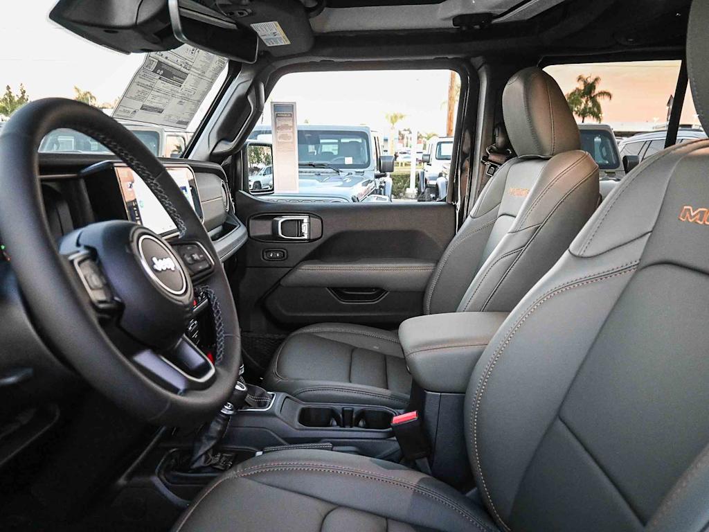 Thumbnail: 2026 Jeep Gladiator - 10