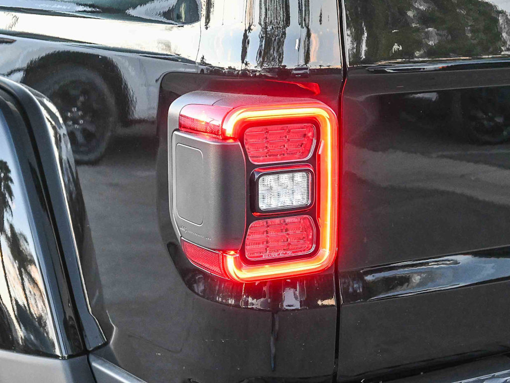 Thumbnail: 2026 Jeep Gladiator - 22