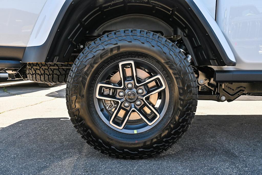 Thumbnail: 2026 Jeep Gladiator - 7