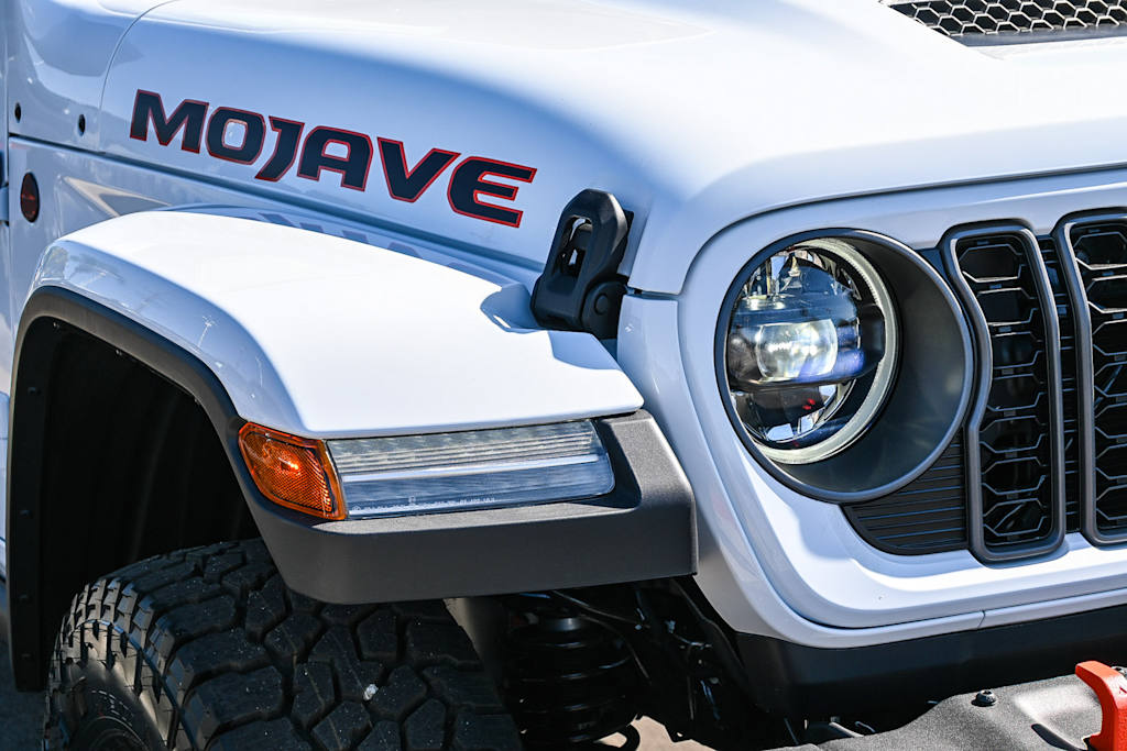 Thumbnail: 2026 Jeep Gladiator - 24