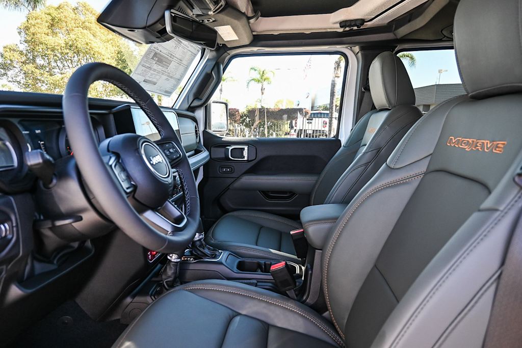 Thumbnail: 2026 Jeep Gladiator - 10