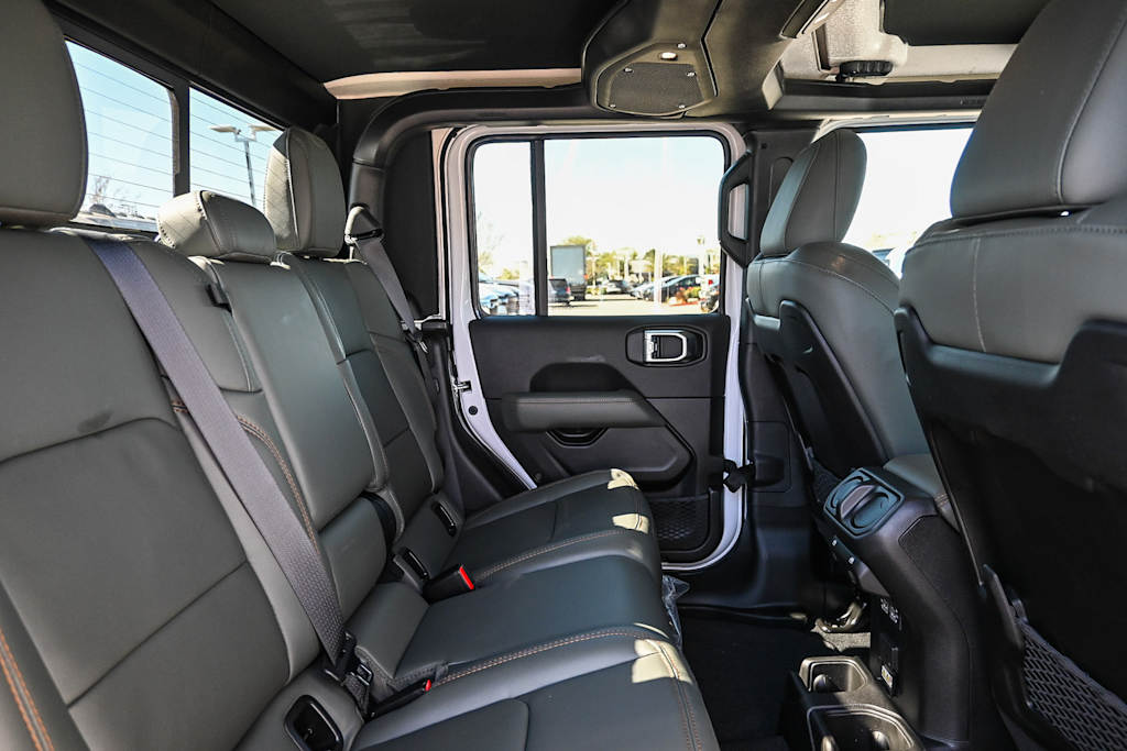 Thumbnail: 2026 Jeep Gladiator - 28