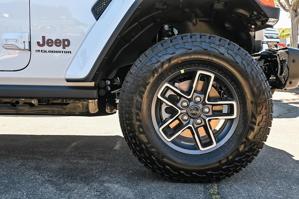 Thumbnail: 2026 Jeep Gladiator - 22