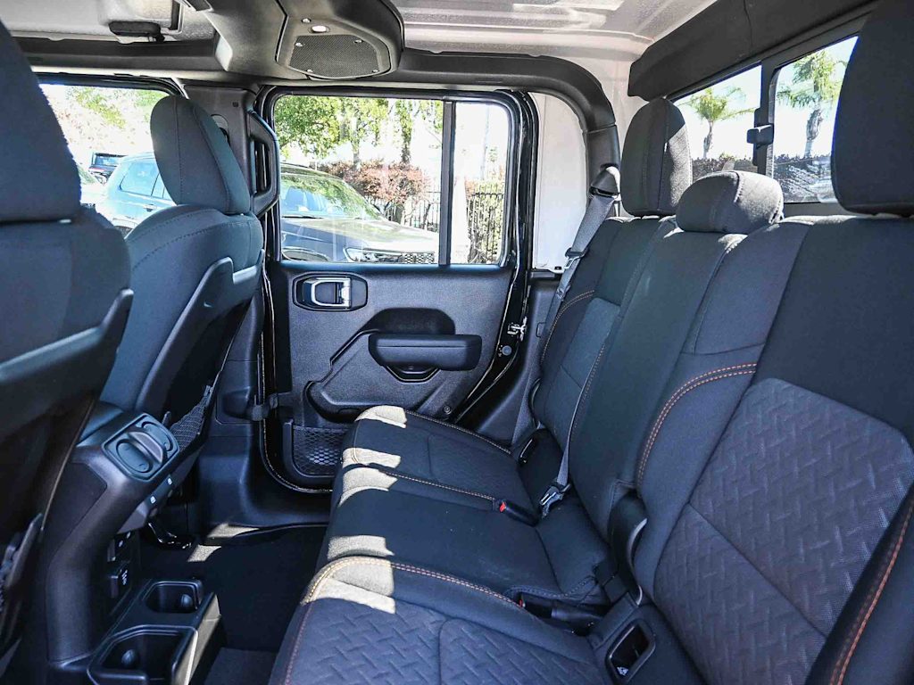 Thumbnail: 2026 Jeep Gladiator - 26