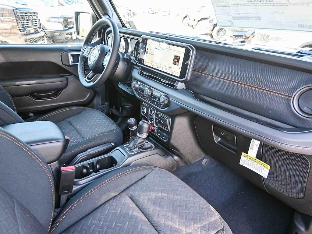 Thumbnail: 2026 Jeep Gladiator - 9