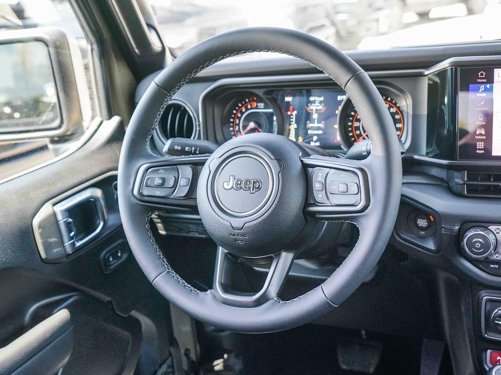 Thumbnail: 2026 Jeep Gladiator - 8