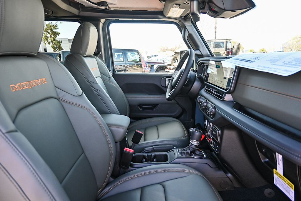 Thumbnail: 2026 Jeep Gladiator - 10