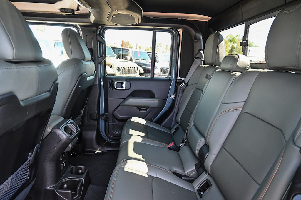 Thumbnail: 2026 Jeep Gladiator - 11