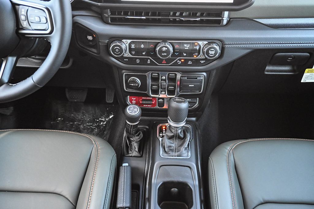 Thumbnail: 2026 Jeep Gladiator - 15