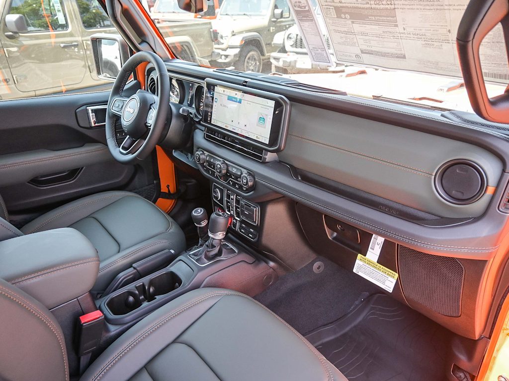 Thumbnail: 2025 Jeep Gladiator - 27