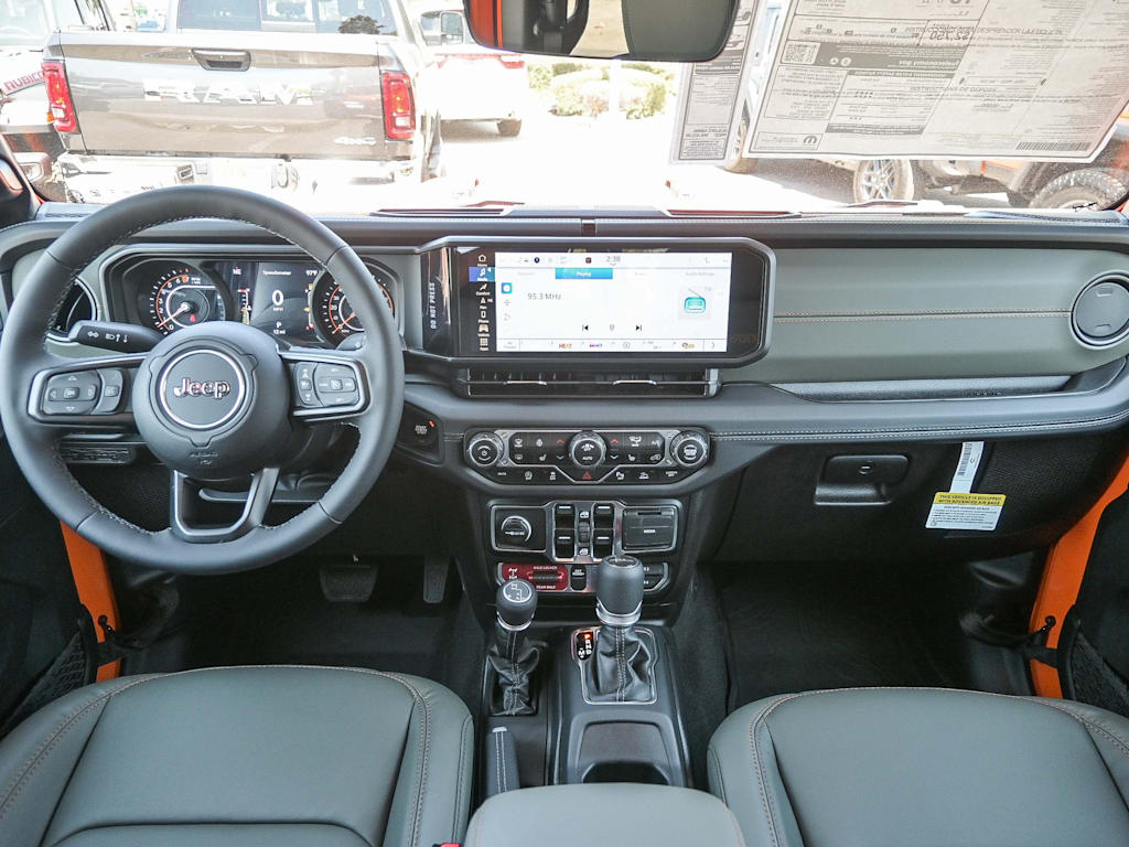Thumbnail: 2025 Jeep Gladiator - 13