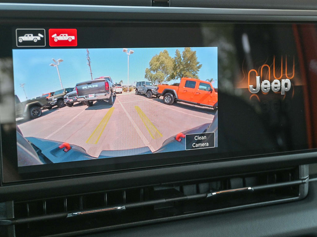 Thumbnail: 2025 Jeep Gladiator - 35