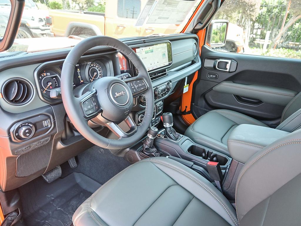 Thumbnail: 2025 Jeep Gladiator - 2