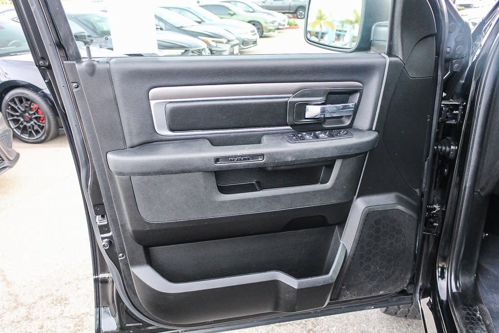 Thumbnail: 2024 RAM 1500 - 25