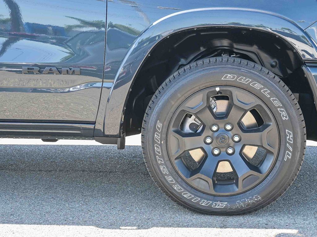 Thumbnail: 2026 RAM 1500 - 22