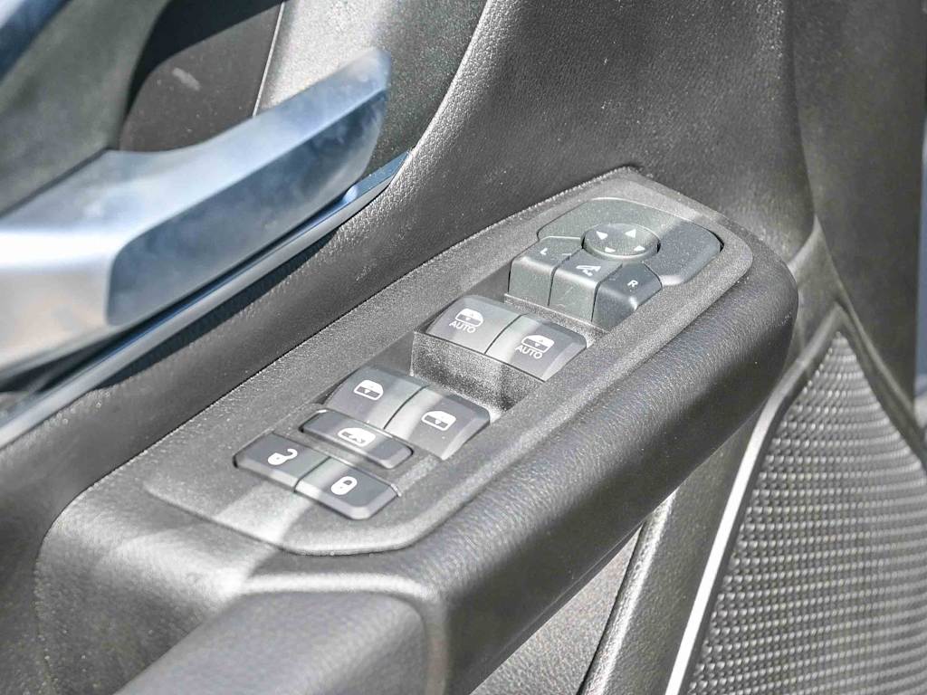 Thumbnail: 2026 RAM 1500 - 31