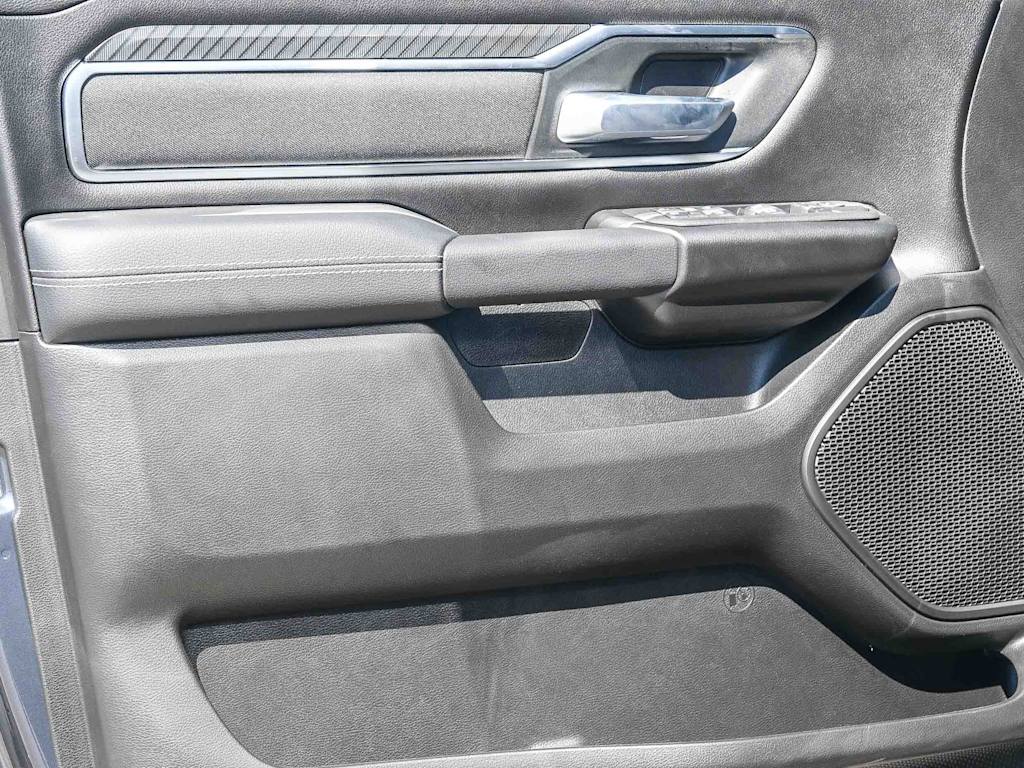 Thumbnail: 2026 RAM 1500 - 30