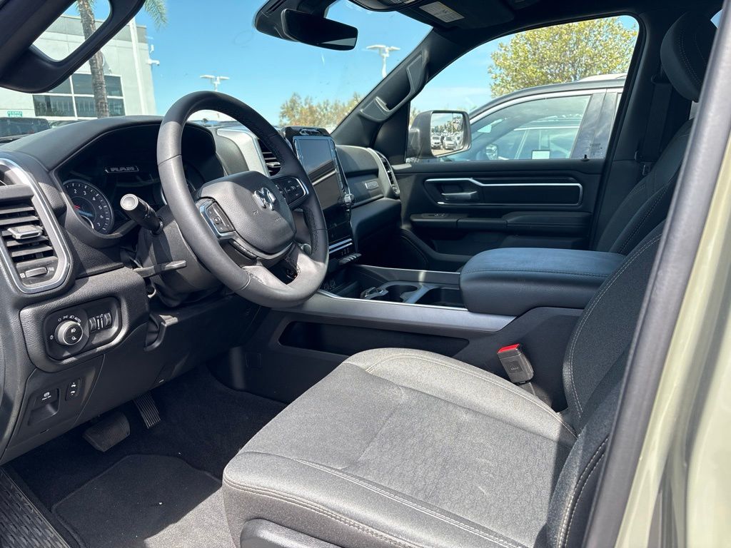 Thumbnail: 2026 RAM 1500 - 4