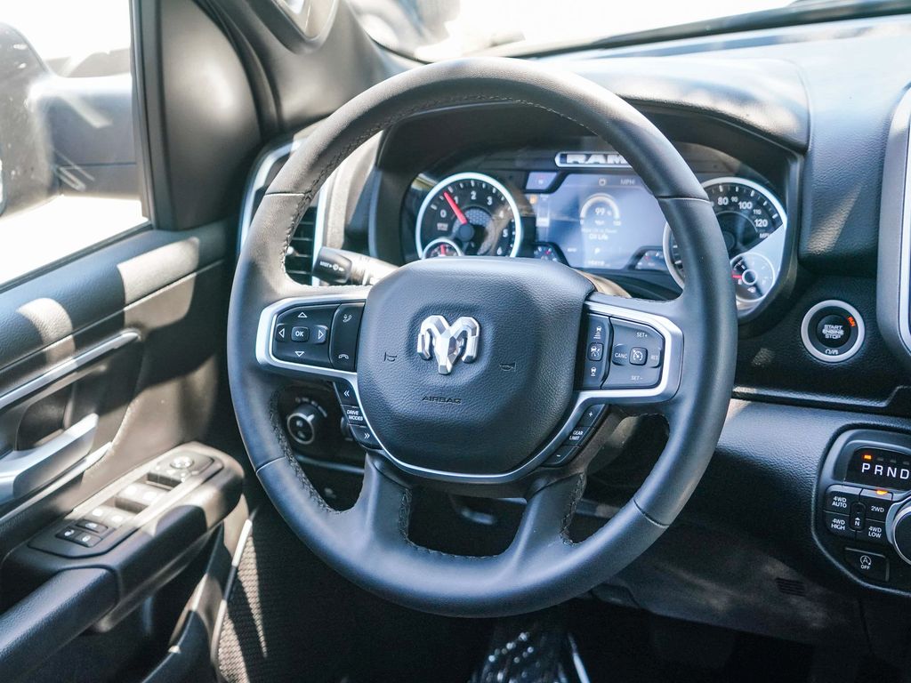 Thumbnail: 2026 RAM 1500 - 9