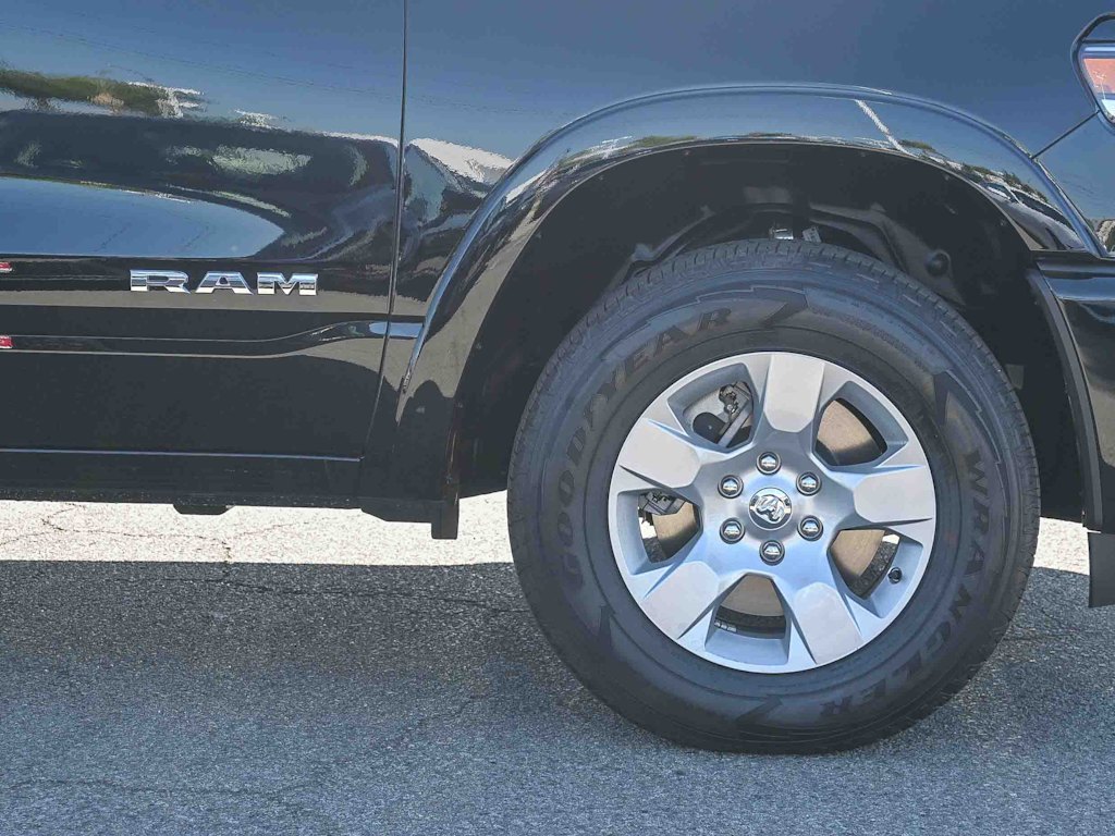 Thumbnail: 2026 RAM 1500 - 22