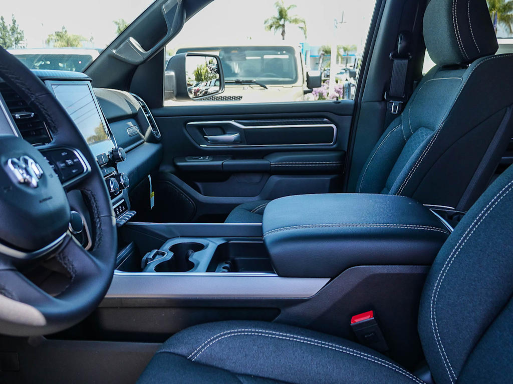 Thumbnail: 2026 RAM 1500 - 10
