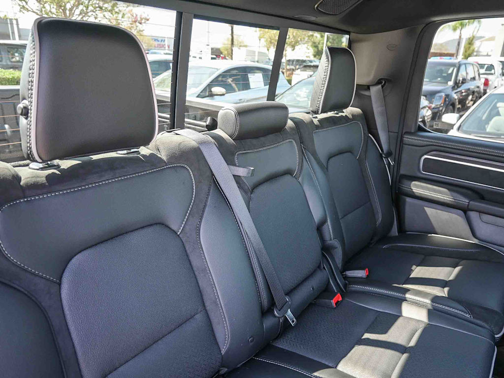 Thumbnail: 2026 RAM 1500 - 26