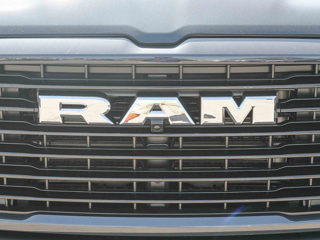Thumbnail: 2026 RAM 1500 - 6