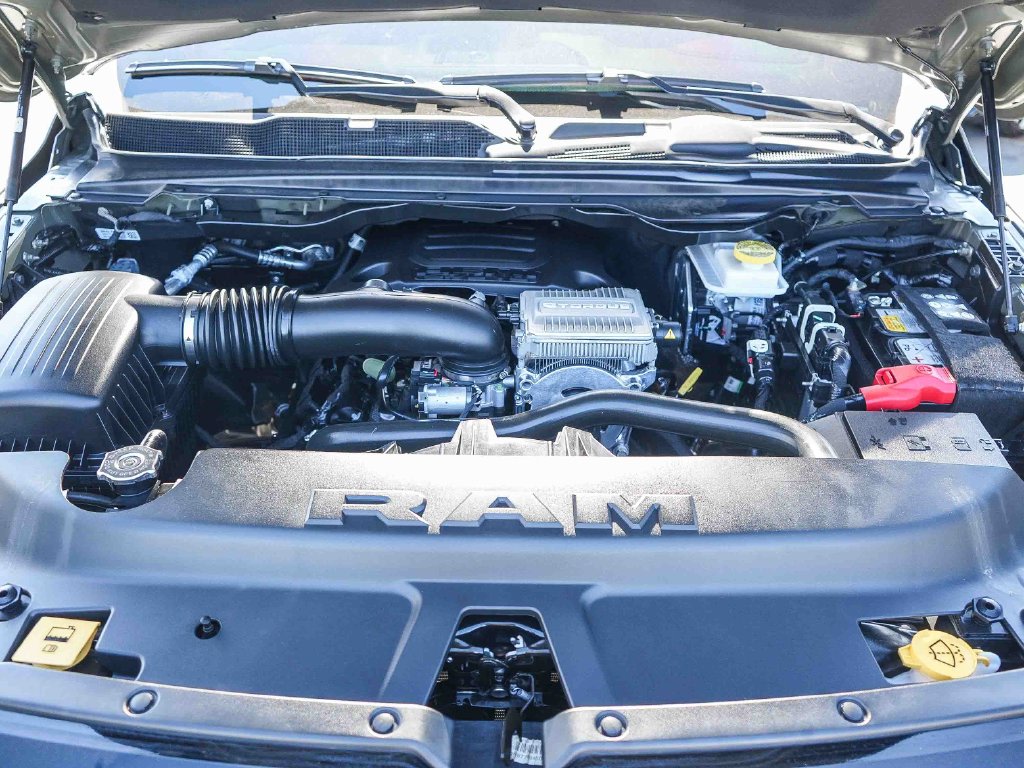 Thumbnail: 2026 RAM 1500 - 8