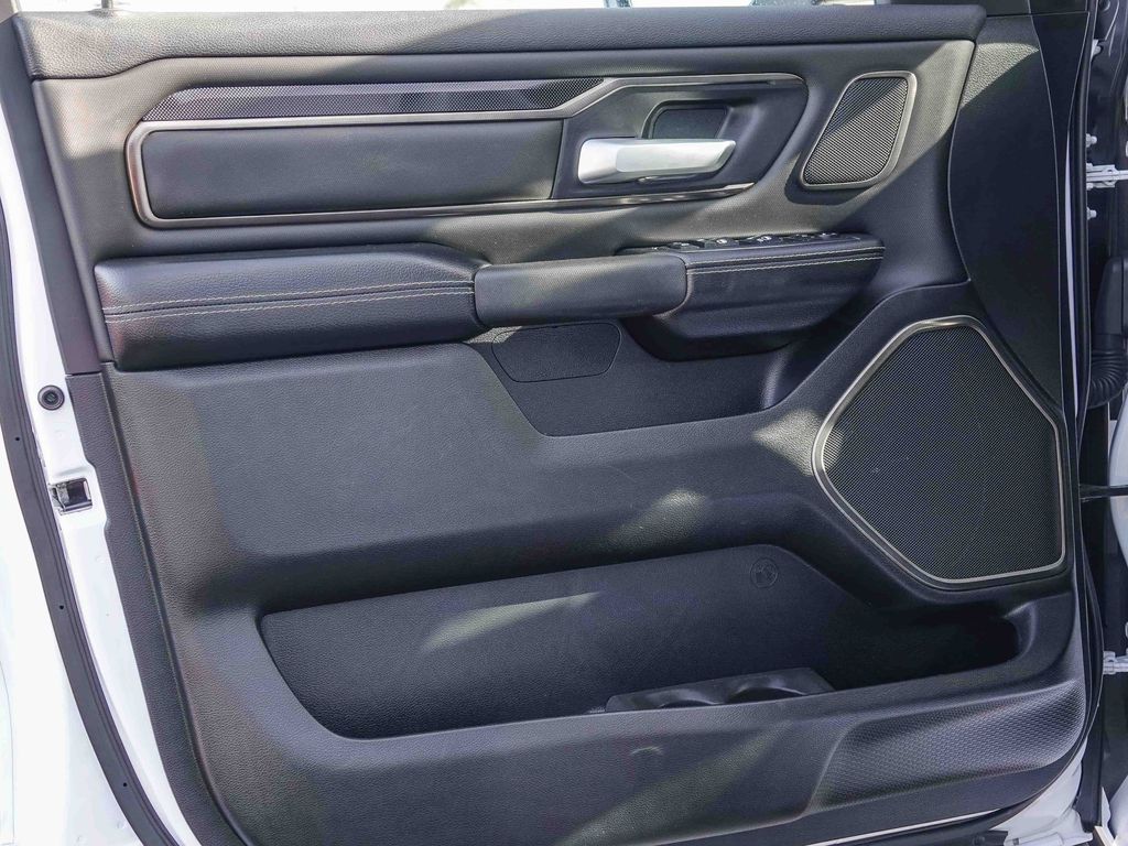 Thumbnail: 2021 RAM 1500 - 25