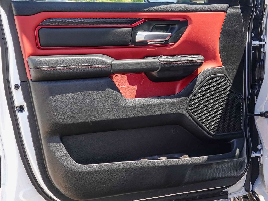 Thumbnail: 2026 RAM 1500 - 22