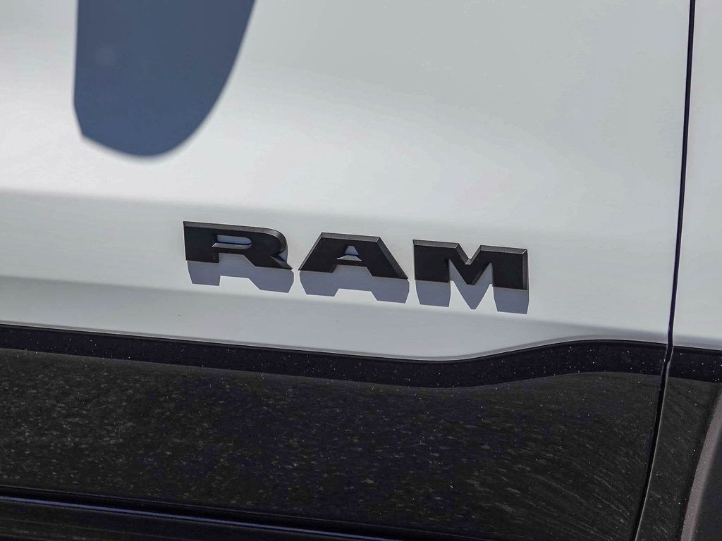 Thumbnail: 2026 RAM 1500 - 6