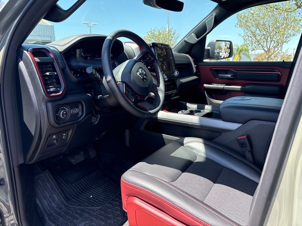 Thumbnail: 2026 RAM 1500 - 6