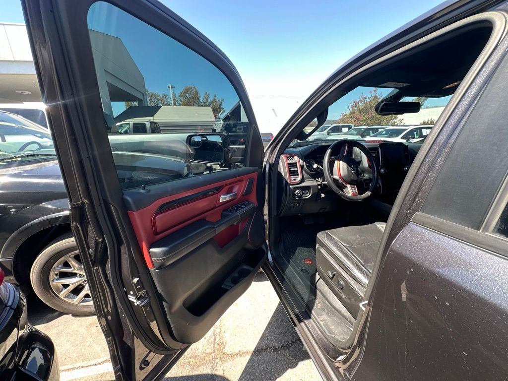 Thumbnail: 2019 RAM 1500 - 2