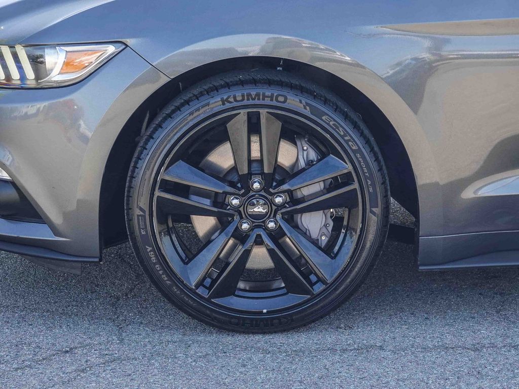 Thumbnail: 2017 Ford Mustang - 6