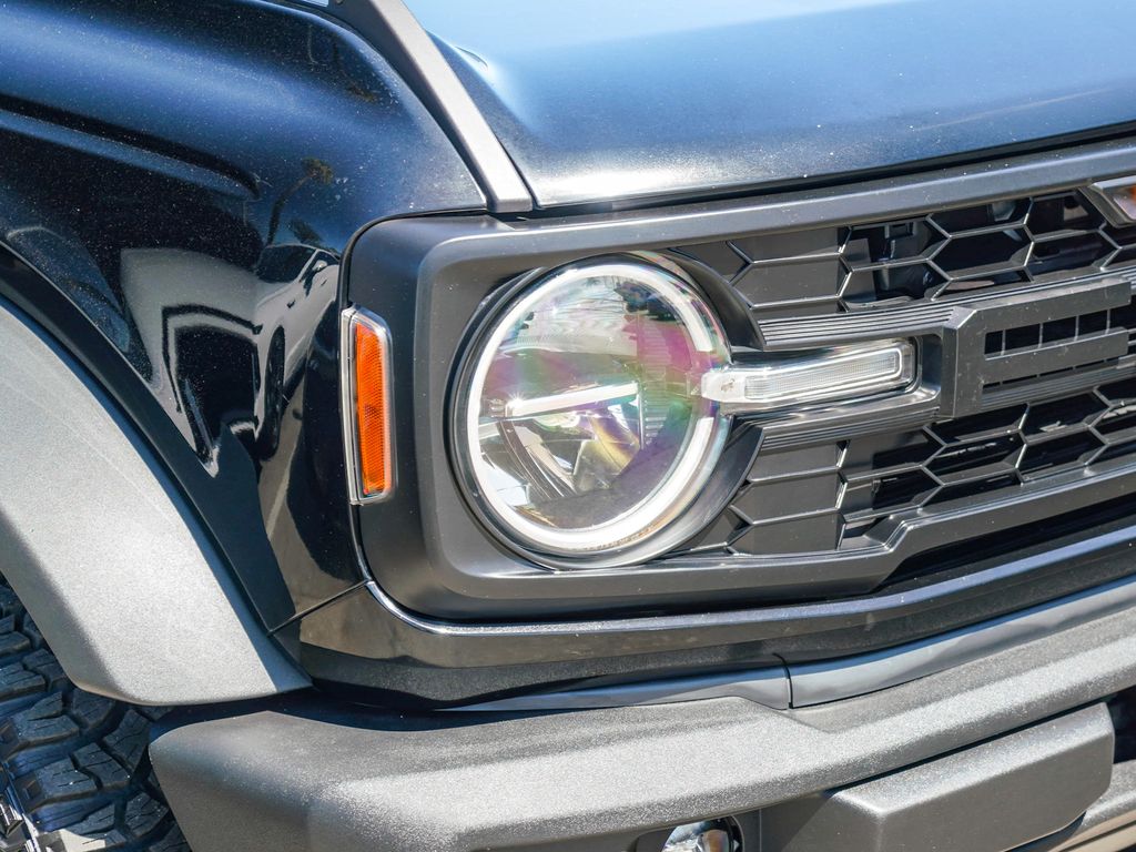 Thumbnail: 2022 Ford Bronco - 6