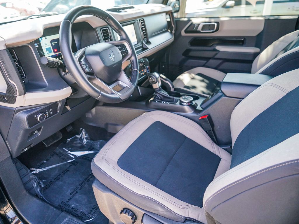Thumbnail: 2022 Ford Bronco - 11