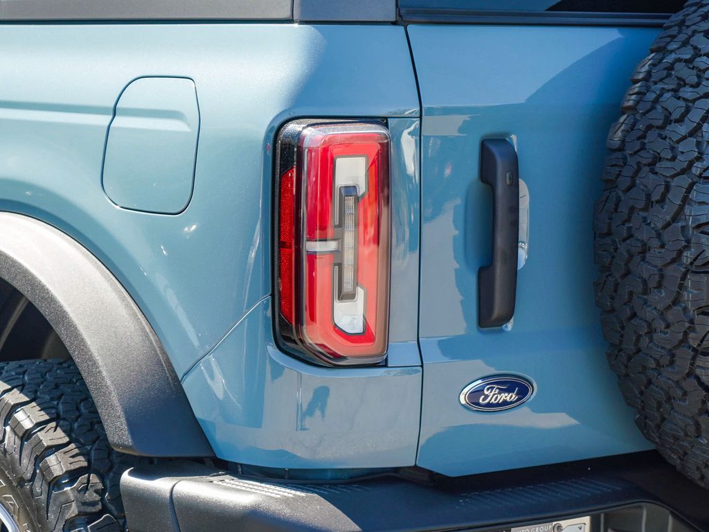 Thumbnail: 2022 Ford Bronco - 20