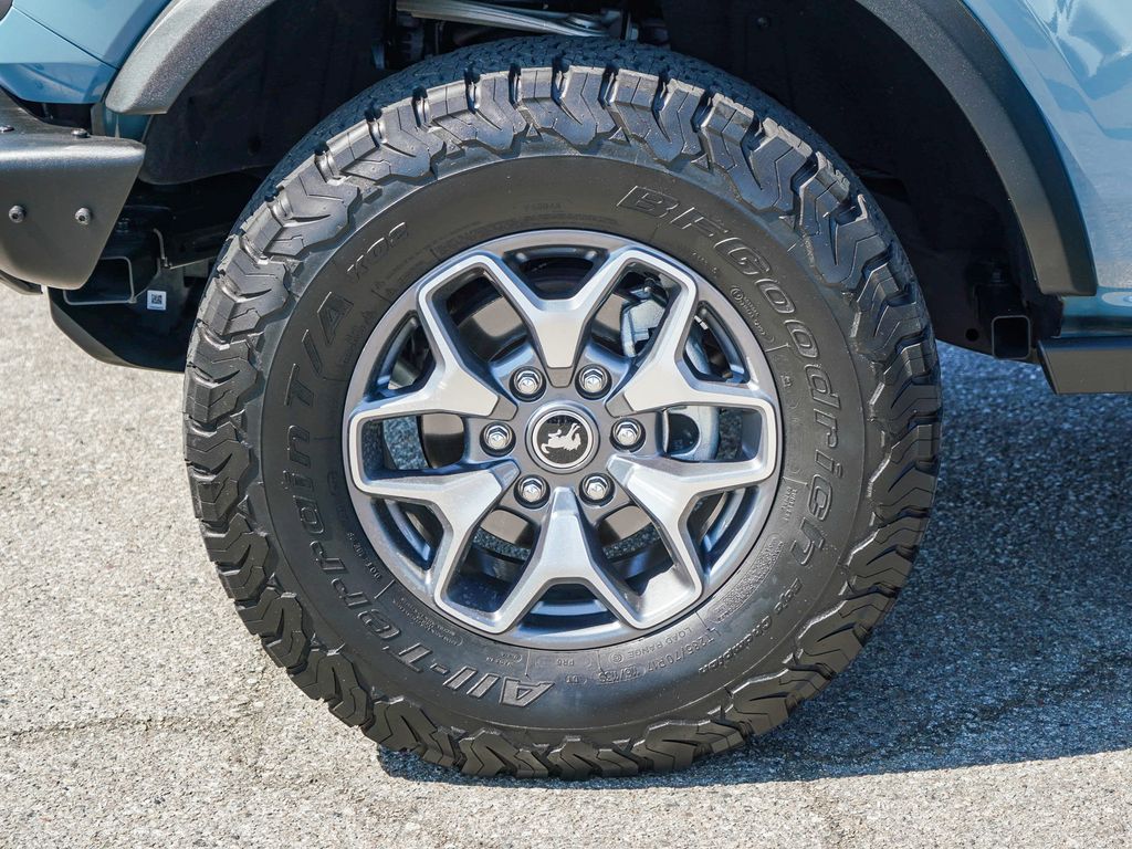 Thumbnail: 2022 Ford Bronco - 7