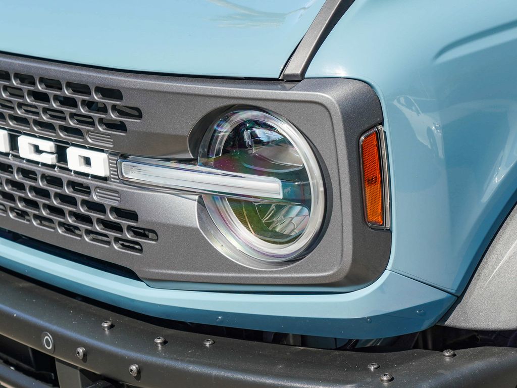 Thumbnail: 2022 Ford Bronco - 21