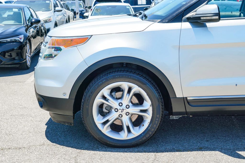 Thumbnail: 2011 Ford Explorer - 7