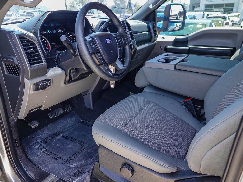 Thumbnail: 2020 Ford F-250 - 11