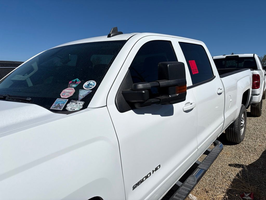 Thumbnail: 2015 Chevrolet Silverado 2500 - 6