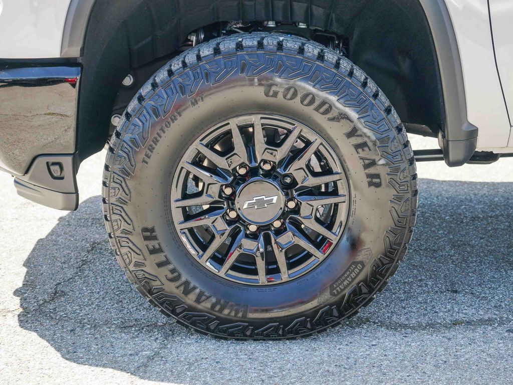 Thumbnail: 2026 Chevrolet Silverado 2500 - 7