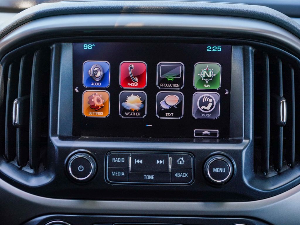 Thumbnail: 2017 Chevrolet Colorado - 22