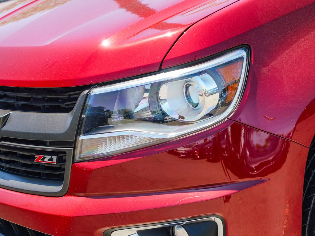 Thumbnail: 2017 Chevrolet Colorado - 21