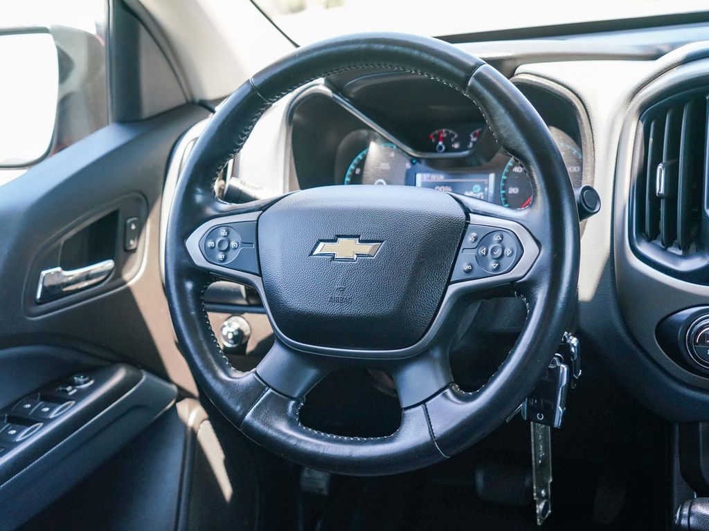 Thumbnail: 2017 Chevrolet Colorado - 9
