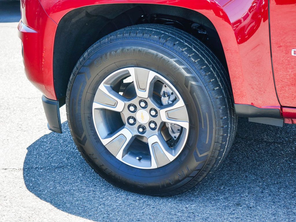 Thumbnail: 2017 Chevrolet Colorado - 7