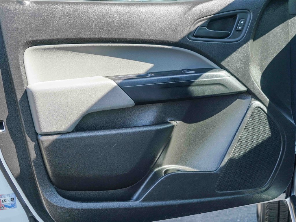 Thumbnail: 2021 Chevrolet Colorado - 23