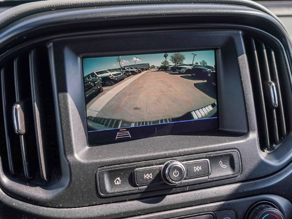 Thumbnail: 2021 Chevrolet Colorado - 26
